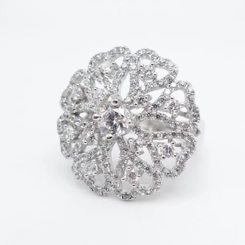 STERLING SILVER HEARTS CLEAR CZ CUBIC ZIRCONIA RING - SIZE 7.25 (1 of 2)