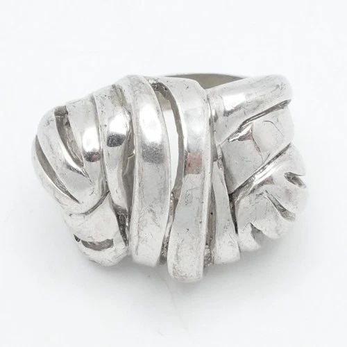 STERLING SILVER KNOTTED COCKTAIL RING SIZE 8.75: STERLING SILVER KNOTTED COCKTAIL RING SIZE 8.75 Sterling Silver Abstract Statement Ring Size - 8.75 Band Width - 4.5mm Height - 21mm Total Weight - 13.6 Grams