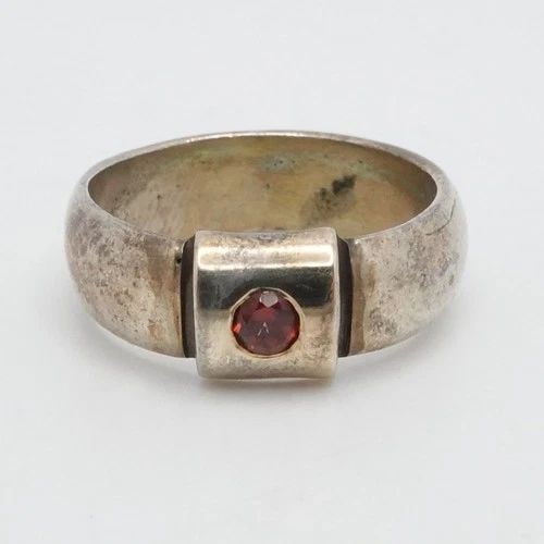 STERLING SILVER ROUND ORANGE GARNET BAND RING SIZE 6.25 (1 of 2)