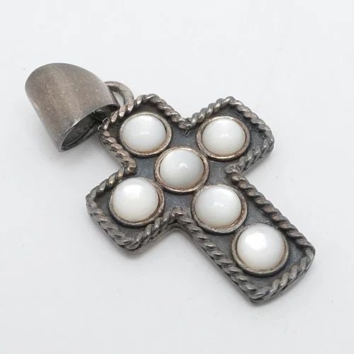 SE STERLING SILVER ROUND MOTHER OF PEARL CROSS PENDANT 1.75": SE STERLING SILVER ROUND MOTHER OF PEARL CROSS PENDANT 1.75" Signed SE Sterling Silver Round Mother of Pearl Cross Pendant Height - 1.75" Width - 0.90' Bail Height - 9mm Bail Width - 7mm Pearl Size -