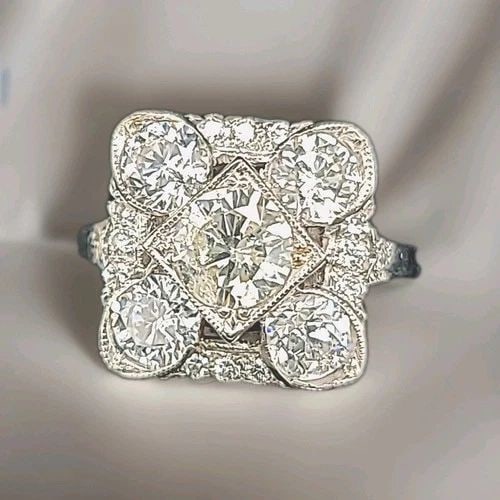 14K WHITE GOLD ART DECO FILIGREE NATURAL ROUND DIAMOND RING 2.89CT CIRC 1940'S: 14K WHITE GOLD ART DECO FILIGREE NATURAL ROUND DIAMOND RING 2.89CT CIRC 1940'S Gorgeous Vintage art deco filigree Diamond ring in 14k white gold circ 1940's center natural round diamond weight 1.06ct 
