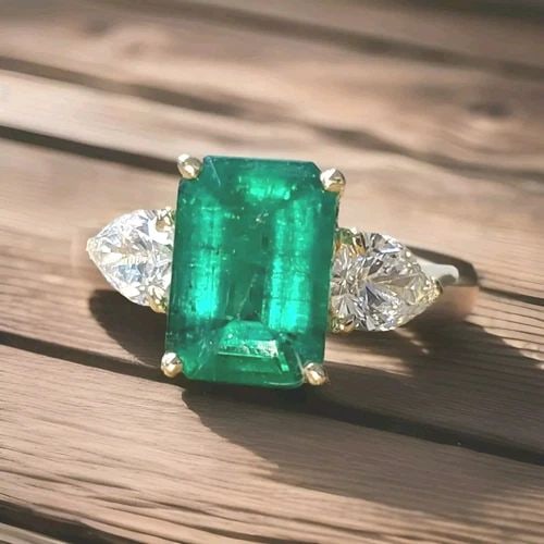 14K YELLOW ENGAGEMENT RING 4.37CT. NATURAL GREEN EMERALD RECTANGULAR SHAPE (1 of 2)