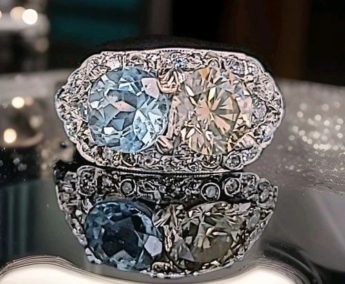 VINTAGE FILIGREE PLATINUM RING 3.08CT. NATURAL DIAMOND AQUAMARINE CIRC 1930'S: VINTAGE FILIGREE PLATINUM RING 3.08CT. NATURAL DIAMOND AQUAMARINE CIRC 1930'S This beautiful vintage Art Deco ring is crafted in solid platinum and features a natural round diamond weighing 1.45 carat