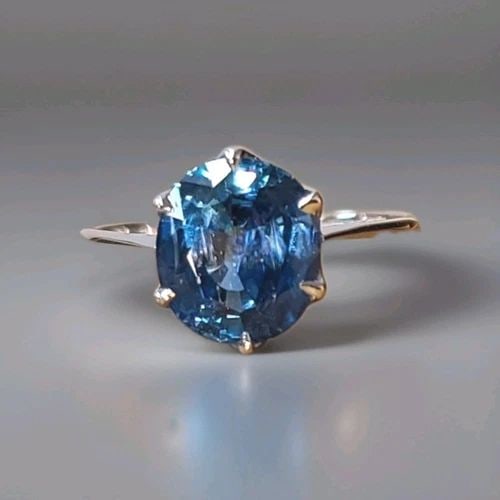 VINTAGE PLATINUM ENGAGEMENT RING 3.10CT. NATURAL OVAL BLUE SAPPHIRE GIA CERT: VINTAGE PLATINUM ENGAGEMENT RING 3.10CT. NATURAL OVAL BLUE SAPPHIRE GIA CERT This vintage platinum engagement ring is a true masterpiece. The stunning oval blue sapphire stone is the centerpiece of th