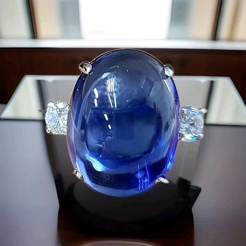 VINTAGE 14K WHITE GOLD ENGAGEMENT 12.07CT.LAB GROWN BLUE SAPPHIRE CABOCHON SHAPE: VINTAGE 14K WHITE GOLD ENGAGEMENT 12.07CT. GEM BLUE SAPPHIRE CABOCHON SHAPE GORGEOUS Vintage 14K WHITE GOLD gem blue sapphire in cabochon oval shape center lab grown blue sapphire weight 12.07ct. size