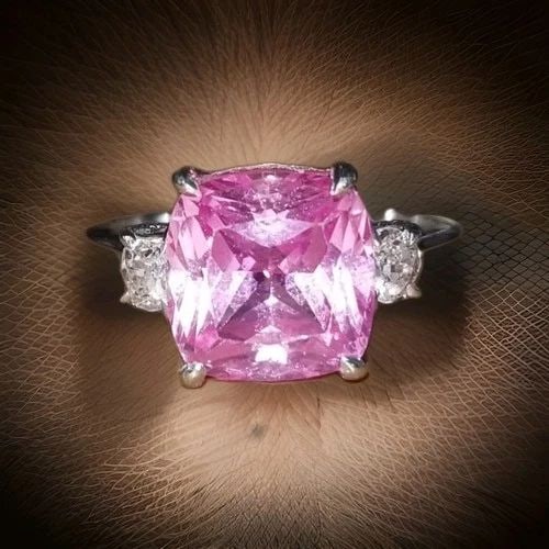 VINTAGE 14K WHITE GOLD ENGAGEMENT RING 4.93CT.PINK SAPPHIRE CUSHION SHAPE: VINTAGE 14K WHITE GOLD ENGAGEMENT RING 4.93CT.PINK SAPPHIRE CUSHION SHAPE GORGEOUS vintage 14K WHITE GOLD engagement ring pink sapphire in cushionl shape center lab grown sapphire weight 4.93carat . s