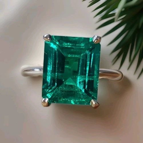VINTAGE 14K WHITE GOLD ENGAGEMENT RING 5.54CT.LAB GROWN GREEN EMERALD SHAPE (1 of 2)