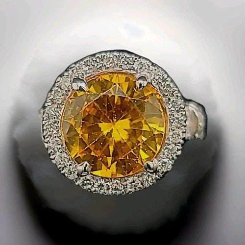 14K WHITE GOLD ENGAGEMENT RING 4.42CT LAB GROWN ROUND SHAPE YELLOW SAPPHIRE: 14K WHITE GOLD ENGAGEMENT RING 4.42CT ROUND SHAPE YELLOW SAPPHIRE GORGEOUS 14K WHITE GOLD ENGAGEMENT RING CENTER LAB GROWN YELLOW SAPPHIRE IN ROUND SHAPE WEIGHT 4.42CARAT size 10MM GORGEOUS YELLOW SAP