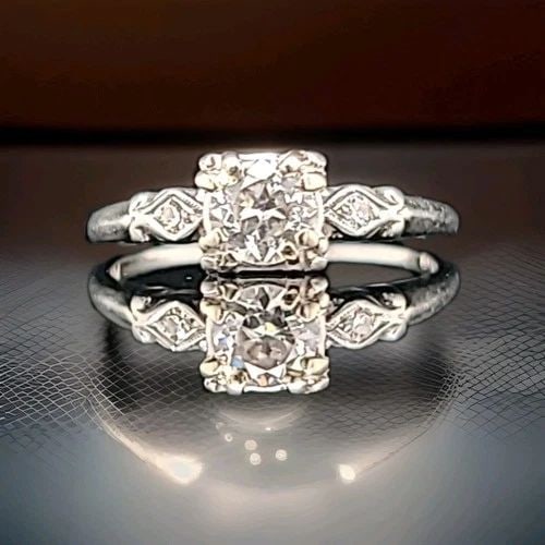 VINTAGE PLATINUM ENGAGEMENT RING 0.42CT.NATURAL OLD MINE CUT DIAMOND: VINTAGE PLATINUM ENGAGEMENT RING 0.42CT.NATURAL OLD MINE CUT DIAMOND Vintage platinum natural old mine cut diamond engagement RING circ 1930's CENTER natural old mine cut diamond IN ROUND SHAPE WEIGHT
