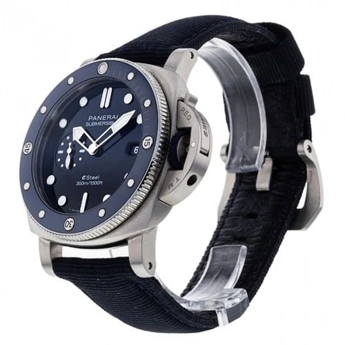 NEW PANERAI SUBMERSIBLE QUARANTAQUATTRO STAINLESS STEEL 44 MM WATCH PAM01289: NEW PANERAI SUBMERSIBLE QUARANTAQUATTRO STAINLESS STEEL 44 MM WATCH Manufacturer Panerai Category Submersible Reference Number pam01289 Additional Keywords Quarantaquattro Band Type Fabric Box Yes Con