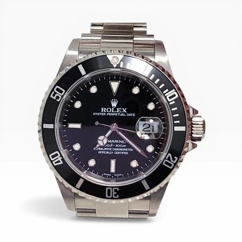 MINT ROLEX SUBMARINER 40 MM SAPPHIRE STEEL BLACK WATCH 16610 Y SERIES 2001: MINT ROLEX SUBMARINER 40 MM SAPPHIRE STEEL BLACK WATCH 16610 Y SERIES 2001 Manufacturer Rolex Category Submariner Subcategory Sapphire Crystal Reference Number 16610 Additional Keywords MINT CONDITION