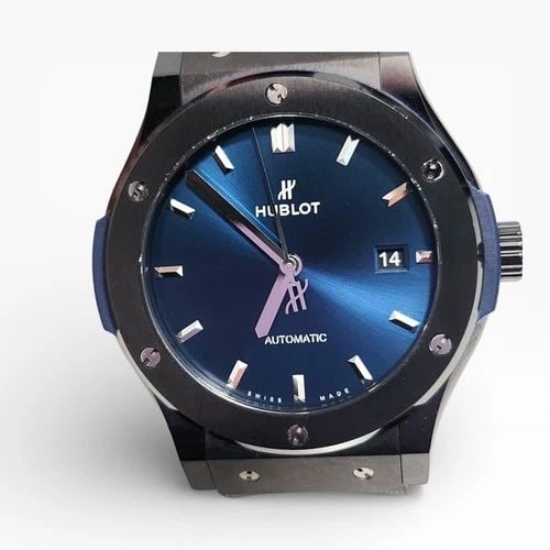 HUBLOT CLASSIC FUSION 42MM BLUE DIAL BLACK CERAMIC TITANIUM WATCH 542.CM.7170.RX: HUBLOT CLASSIC FUSION 42MM BLUE DIAL BLACK CERAMIC TITANIUM WATCH Manufacturer Hublot Category Classic Fusion Reference Number 542.CM.7170.RX Band Black rubber strap. Band Color Black Band Type Rubber