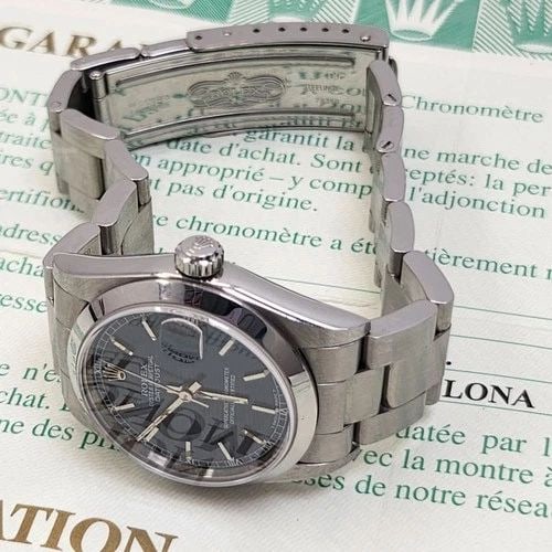 W/PAPERS ROLEX MIDSIZE DATEJUST 31MM BLUE STEEL OYSTER WATCH 68240 A SERIES 1999: W/PAPERS ROLEX MIDSIZE DATEJUST 31MM BLUE STEEL OYSTER WATCH Manufacturer Rolex Category Mid size Datejust Subcategory Sapphire Crystal Quick Set Reference Number 68240 Band Stainless Steel Band Color