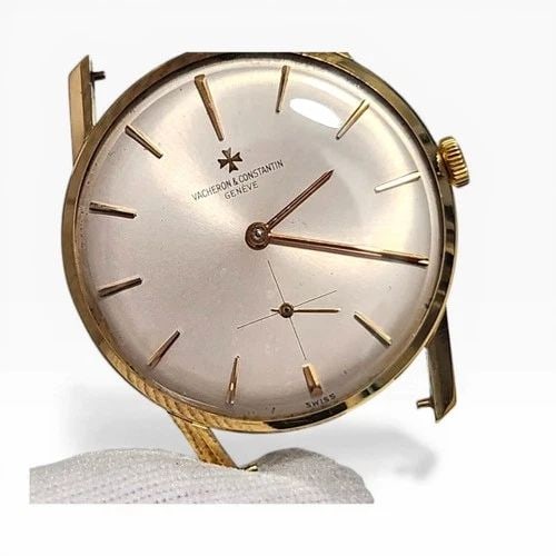 VACHERON CONSTANTIN CLASSIC 34 MM 18K YELLOW GOLD MANUAL WATCH 6413: VACHERON CONSTANTIN CLASSIC 34 MM 18K YELLOW GOLD MANUAL WATCH Manufacturer Vacheron Category Classic Reference Number 6413 Box No Case Lock Pressure Shut Case Mes 34 mm Crystal Plexi Dial Color Silve