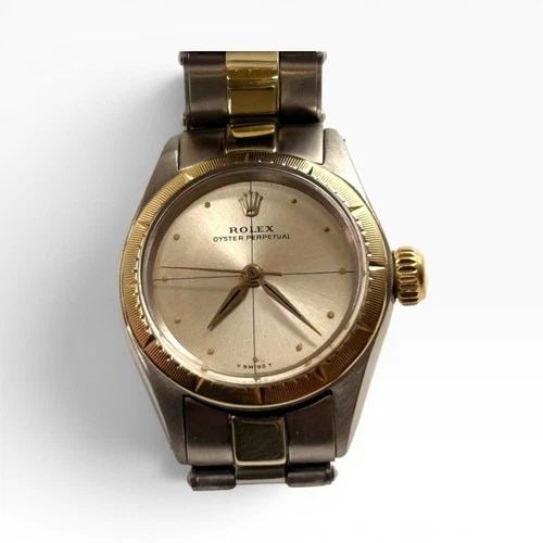 VINTAGE ROLEX OYSTER PERPETUAL LADIES 26MM TWO TONE ZEPHYR WATCH 6621 CIRCA 1965: VINTAGE ROLEX OYSTER PERPETUAL LADIES 26MM TWO TONE ZEPHYR WATCH 6621 CIRCA 1965 Manufacturer Rolex Category Oyster Perpetual Ladies No Date Reference Number 6621 Additional Keywords Vintage ZEPHYR Ba