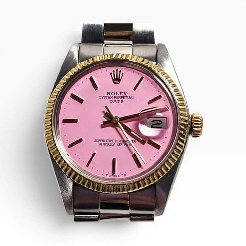 ROLEX DATE 34 MM TWO TONE CANDY PINK DIAL OYSTER AUTOMATIC WATCH 1500 CIRCA 1978: ROLEX DATE 34 MM TWO TONE CANDY PINK DIAL OYSTER AUTOMATIC WATCH 1500 CIRCA 1978 Manufacturer Rolex Category Mens Date 34mm Subcategory Plastic Crystal Non Quick Reference Number 1500 Band Steel ,Yell