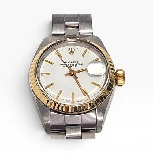 ROLEX LADIES DATE 26 MM TWO TONE OYSTER AUTOMATIC WATCH 6917 CIRCA 1978: ROLEX LADIES DATE 26 MM TWO TONE OYSTER AUTOMATIC WATCH 6917 CIRCA 1978 Manufacturer Rolex Category Oyster Perpetual Ladies Date Reference Number 6917 Band Stainless Steel Band Color Steel Band Type O