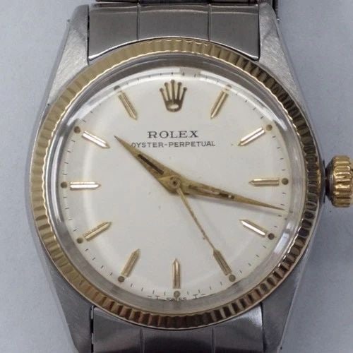 VINTAGE ROLEX MIDSIZE OYSTER PERPETUAL 31 MM TWO TONE WATCH 6551 CIRCA 1964: VINTAGE ROLEX MIDSIZE OYSTER PERPETUAL 31 MM TWO TONE WATCH 6551 CIRCA 1964 Manufacturer Rolex Category Mid size No Date Subcategory Plastic Crystal Reference Number 6551 Additional Keywords VINTAGE B