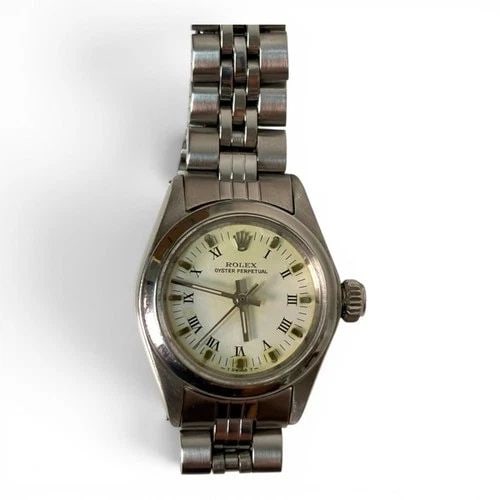 ROLEX OYSTER PERPETUAL LADIES 26MM JUBILEE STEEL AUTOMATIC WATCH 6618 CIRCA 1969: ROLEX OYSTER PERPETUAL LADIES 26MM JUBILEE STEEL AUTOMATIC WATCH 6618 CIRCA 1969 Manufacturer Rolex Category Oyster Perpetual Ladies No Date Reference Number 6618 Band Stainless Steel Band Color Steel