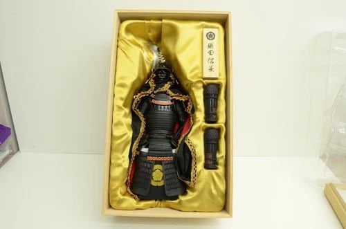 AUTHENTIC JAPANESE NOBUNAGA ODA SAMURAI ARMOR COLLECTIBLE DOLL FIGURE TOYS TOYS (1 of 2)