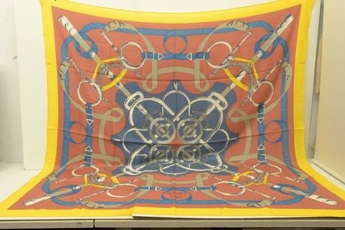 AUTHENTIC HERMES EPERON D'OR YELLOW PINK D'ORIGNY EQUESTRIAN SHAWL 140CM SCARF: AUTHENTIC HERMES EPERON D'OR YELLOW PINK D'ORIGNY EQUESTRIAN SHAWL 140CM SCARF Authentic Hermes Eperon d'Or Yellow Pink d'Origny Equestrian Shawl 140cm Scarf Authentic Hermes Eperon d'Or Yellow Pink d