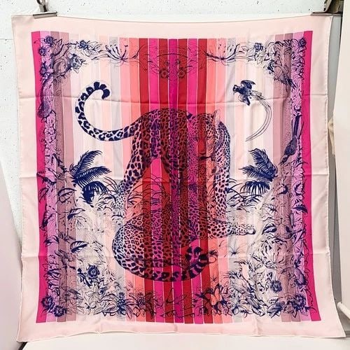 AUTHENTIC HERMES SCARF JUNGLE LOVE PINK RED JAGUARS 90CM ROBERT DALLET SILK (1 of 2)