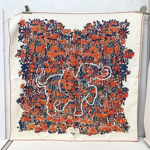 AUTHENTIC HERMES SCARF LEGENDE MOGHOLE PETROSSIAN MUGHAL LEGEND 90CM SILK (1 of 2)