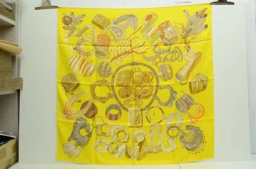 AUTHENTIC HERMES SILK SCARF BRACELETS DE LUMIERE YELLOW ANNIE FAIVRE 90CM CARRE (1 of 2)