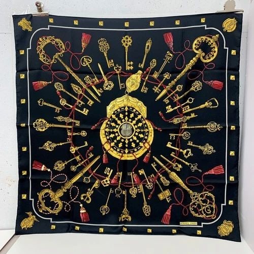 AUTHENTIC HERMES SCARF LES CLEFS BLACK 90CM KEYS LATHAM VINTAGE 100% SILK CARRE: AUTHENTIC HERMES SCARF LES CLEFS BLACK 90CM KEYS LATHAM VINTAGE 100% SILK CARRE AUTHENTIC HERMES SCARF LES CLEFS BLACK 90CM KEYS LATHAM VINTAGE 100% SILK CARRE