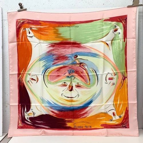 AUTHENTIC HERMES SCARF SMILE THIRD MILLENARY 90CM KWUMI VINTAGE 100% SILK CARRE: AUTHENTIC HERMES SCARF SMILE THIRD MILLENARY 90CM KWUMI VINTAGE 100% SILK CARRE AUTHENTIC HERMES SCARF SMILE THIRD MILLENARY 90CM KWUMI VINTAGE 100% SILK CARRE