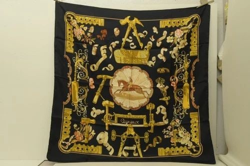 AUTHENTIC HERMES SCARF VINTAGE COPEAUX BLACK 90CM CATY LATHAM SILK: AUTHENTIC HERMES SCARF VINTAGE COPEAUX BLACK 90CM CATY LATHAM SILK Copeaux Shavings Caty Latham Manufactured: France Height: 90cm (35.4 inch) Width: 90cm (35.4 inch) 100% Silk Equestrian, Ribbon, Flor