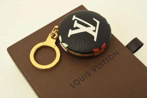 AUTHENTIC LOUIS VUITTON BLACK MULTICOLOR LV PUSH FLASHLIGHT KEYCHAIN ACCESSORY (1 of 2)