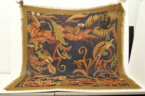 AUTHENTIC FERRAGAMO 100% WOOL SCARF FRINGED 140CM JUNGLE ANIMALS SHAWL WRAP (1 of 2)