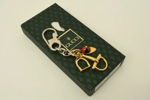 AUTHENTIC GUCCI EQUESTRIAN GOLD PLATED SP HAT STIRRUP CHARM KEYCHAIN ACCESSORY (1 of 2)