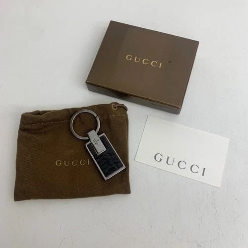 AUTHENTIC GUCCI BLACK LEATHER TAG SILVER SP KEYCHAIN EMBOSSED JEWELRY ACCESSORY (1 of 2)