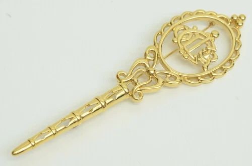 AUTHENTIC CHRISTIAN DIOR PIN LARGE INSIGNIA GOLD GP BROOCH SIGNATURE LOGO STICK: AUTHENTIC CHRISTIAN DIOR PIN LARGE INSIGNIA GOLD GP BROOCH SIGNATURE LOGO STICK Authentic Christian Dior Pin Large Insignia Gold GP Brooch Signature Logo Stick AUTHENTIC CHRISTIAN DIOR PIN LARGE INSIG