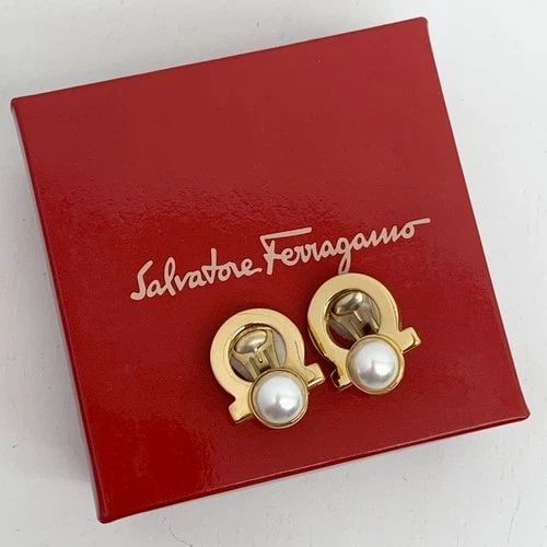 AUTHENTIC FERRAGAMO GANCINI FAUX PEARL GOLD EARRINGS GP JEWELRY ACCESSORIES (1 of 2)