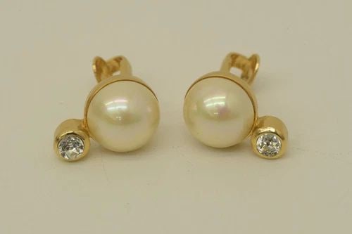 AUTHENTIC CHRISTIAN DIOR FAUX PEARL RHINESTONE CLIP ON EARRINGS GP JEWELRY: AUTHENTIC CHRISTIAN DIOR FAUX PEARL RHINESTONE CLIP ON EARRINGS GP JEWELRY Authentic Christian Dior Faux Pearl Rhinestone Clip On Earrings GP Jewelry Jewelry Accessories Ladies, Womens, Female Snap On