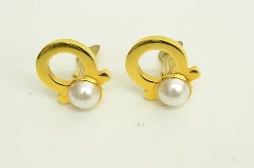 AUTHENTIC FERRAGAMO GANCINI FAUX PEARL CLIP ON EARRINGS GOLD PLATED GP JEWELRY 2: AUTHENTIC FERRAGAMO GANCINI FAUX PEARL CLIP ON EARRINGS GOLD PLATED GP JEWELRY 2 Authentic Ferragamo Gancini Faux Pearl Clip On Earrings Gold Plated GP Jewelry 2 AUTHENTIC FERRAGAMO GANCINI FAUX PEARL