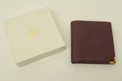 AUTHENTIC CARTIER VINTAGE LEATHER BIFOLD WALLET COIN CASE BURGUNDY DECOR LOGO: AUTHENTIC CARTIER VINTAGE LEATHER BIFOLD WALLET COIN CASE BURGUNDY DECOR LOGO Authentic Cartier Vintage Leather Bifold Wallet Coin Case Burgundy Decor Logo Authentic Cartier Vintage Leather Bifold Wal