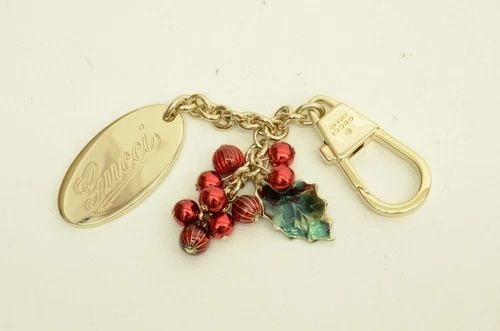 AUTHENTIC GUCCI GUCCI KEYCHAIN CHRISTMAS CHERRIES LEAF CHARM ACCESSORY KEYCHAIN (1 of 2)