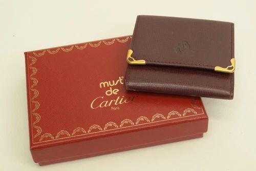 AUTHENTIC CARTIER BURGUNDY WALLET LEATHER DECOR LOGO GP CORNER BIFOLD COIN CASE: AUTHENTIC CARTIER BURGUNDY WALLET LEATHER DECOR LOGO GP CORNER BIFOLD COIN CASE Authentic Cartier Burgundy Wallet Leather Decor Logo GP Corner Bifold Coin Case Authentic Cartier Burgundy Wallet Leathe