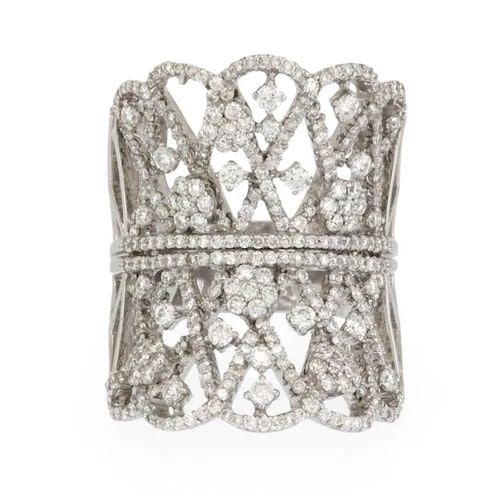 DIAMOND GOLD LACE RING CONCAVE LATTICE DESIGN RING SIZE 10.5 1.25" WIDE: DIAMOND GOLD LACE RING CONCAVE LATTICE DESIGN RING SIZE 10.5 1.25" WIDE Estate 4.5ct Diamond 18k White Gold Concave Lattice Design Ring Size 10.5 Description This large deep concave ring is crafted fr