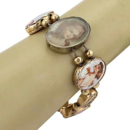 GOLD CAMEO PORCELAIN BRACELET 14K YELLOW HAND PAINTED GEMS WOMEN OVAL SLIDE: GOLD CAMEO PORCELAIN BRACELET 14K YELLOW HAND PAINTED GEMS WOMEN OVAL SLIDE This is a gorgeous antique bracelet, from the 1930s, it is crafted from solid 14k yellow gold featuring 8 oval shape links i