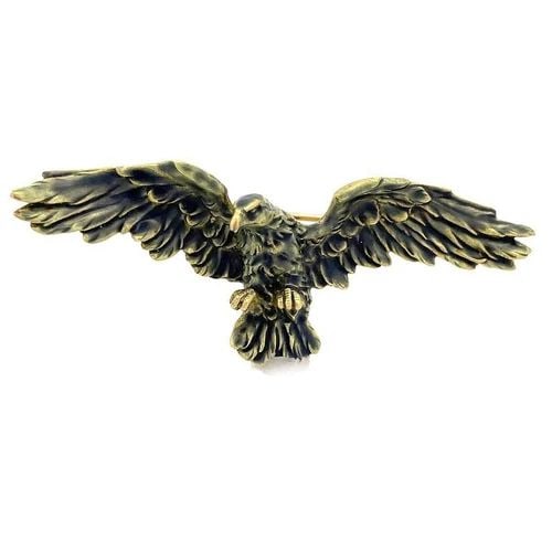 FLYING EAGLE BROOCH 18K TWO TONE ENAMEL GOLD WIDESPREAD WINGS: FLYING EAGLE BROOCH 18K TWO TONE ENAMEL GOLD WIDESPREAD WINGS This is a beautiful sculpted bald eagle, it is crafted from 18k gold with a darkened yellow to greenish gold. The embossed wide spread win