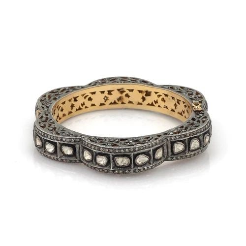 ART DECO STYLE 5.50CT CHAMPAGNE DIAMOND 14K GOLD & SILVER FANCY FILIGREE BANGLE: ART DECO STYLE 5.50CT CHAMPAGNE DIAMOND 14K GOLD & SILVER FANCY FILIGREE BANGLE Art Deco Style 5.50ct Champagne Diamond 14k Gold & Silver Fancy Filigree Bangle Description This is a hinged wave design