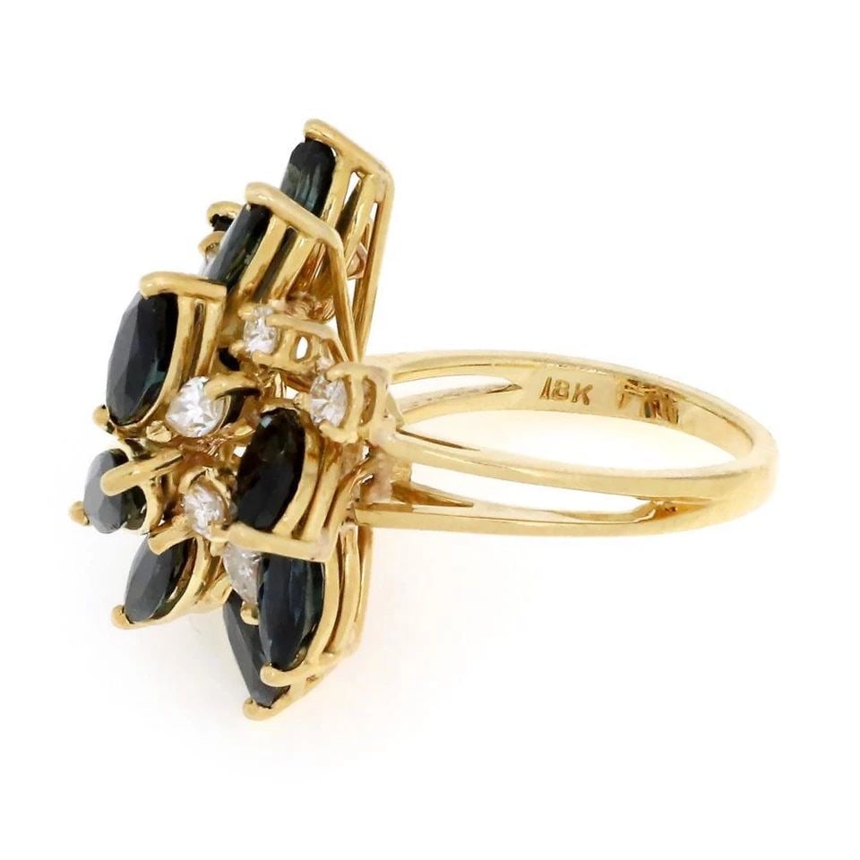 ESTATE 7.00CT DIAMOND & SAPPHIRE 18K YELLOW GOLD CLUSTER RING SIZE 7.5: ESTATE 7.00CT DIAMOND & SAPPHIRE 18K YELLOW GOLD CLUSTER RING SIZE 7.5 Estate 7.00ct Diamond & Sapphire 18k Yellow Gold Cluster Ring Size 7.5 Description This beautiful cluster ring is crafted from 18