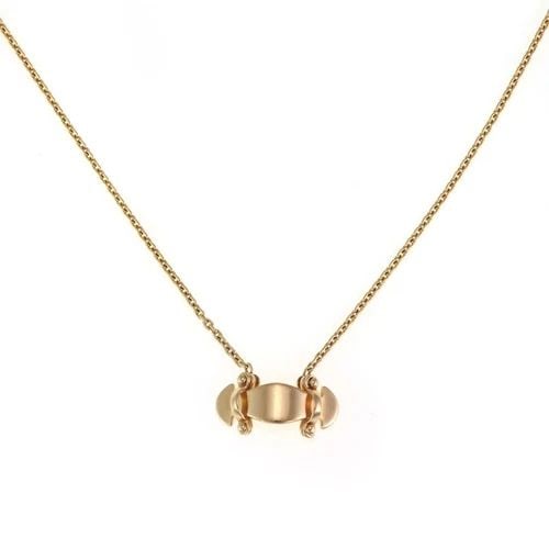 LOUIS VUITTON 18K YELLOW GOLD FANCY LONG CURVED PENDANT & CHAIN: LOUIS VUITTON 18K YELLOW GOLD FANCY LONG CURVED PENDANT & CHAIN Louis Vuitton 18k Yellow Gold Fancy Long Curved Pendant & Chain Description This is a lovely authentic necklace from Louis Vuitton, it i