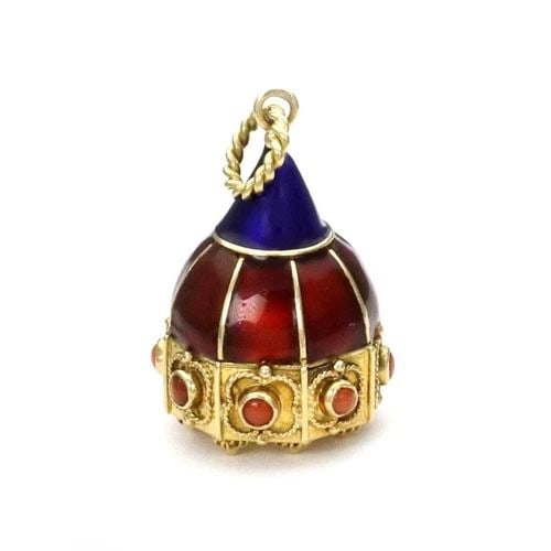 18K GOLD RARE VINTAGE COLLECTIBLE MULTICOLOR ENAMEL ETRUSCAN CORALCHARM PENDANT: 18K GOLD RARE VINTAGE COLLECTIBLE MULTICOLOR ENAMEL ETRUSCAN CORALCHARM PENDANT 18k Gold Rare Vintage Collectible Multicolor Enamel Etruscan CoralCharm Pendant Description This is a lovely vintage col