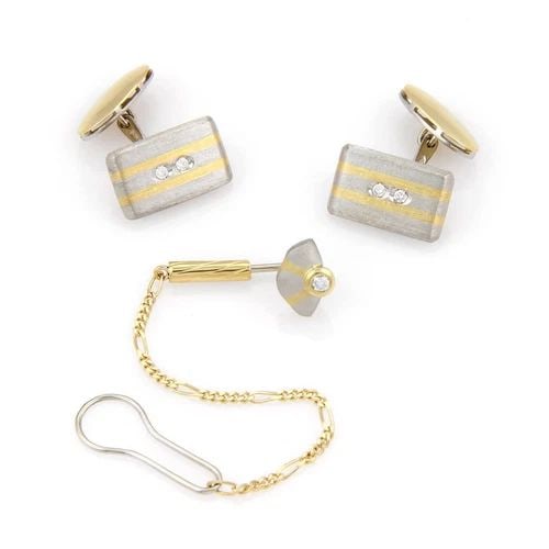DIAMOND PLATINUM & GOLD 18K YELLOW CUFFLINK AND TIE TACK SET: DIAMOND PLATINUM & GOLD 18K YELLOW CUFFLINK AND TIE TACK SET This Diamond Platinum & Gold 18K Yellow Cufflink and Tie Tack Set exudes luxury and elegance. The cufflinks are crafted from a combination 